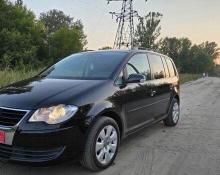 Черный Фольксваген Туран, объемом двигателя 1.4 л и пробегом 200 тыс. км за 6900 $, фото 20 на Automoto.ua