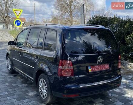 Чорний Фольксваген Туран, об'ємом двигуна 1.6 л та пробігом 189 тис. км за 7500 $, фото 1 на Automoto.ua