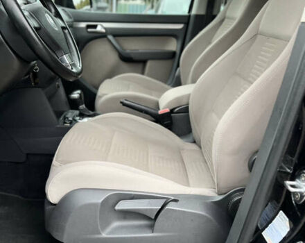 Черный Фольксваген Туран, объемом двигателя 1.4 л и пробегом 195 тыс. км за 7600 $, фото 10 на Automoto.ua