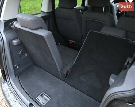 Черный Фольксваген Туран, объемом двигателя 1.6 л и пробегом 152 тыс. км за 7600 $, фото 21 на Automoto.ua