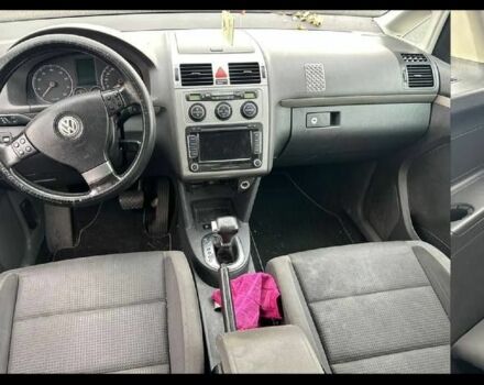 Черный Фольксваген Туран, объемом двигателя 0 л и пробегом 177 тыс. км за 6300 $, фото 3 на Automoto.ua