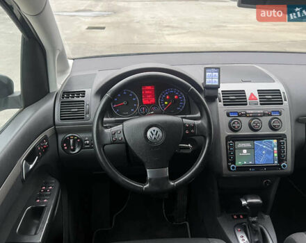 Черный Фольксваген Туран, объемом двигателя 1.4 л и пробегом 213 тыс. км за 8100 $, фото 54 на Automoto.ua
