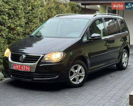 Черный Фольксваген Туран, объемом двигателя 1.6 л и пробегом 191 тыс. км за 7900 $, фото 8 на Automoto.ua