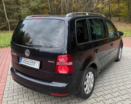 Чорний Фольксваген Туран, об'ємом двигуна 1.9 л та пробігом 229 тис. км за 2300 $, фото 6 на Automoto.ua