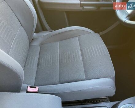 Черный Фольксваген Туран, объемом двигателя 1.4 л и пробегом 238 тыс. км за 7888 $, фото 240 на Automoto.ua