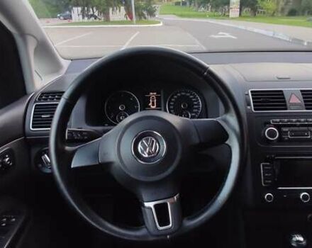 Чорний Фольксваген Туран, об'ємом двигуна 1.6 л та пробігом 258 тис. км за 10700 $, фото 14 на Automoto.ua