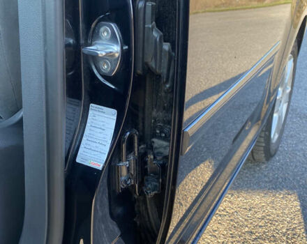 Чорний Фольксваген Туран, об'ємом двигуна 1.6 л та пробігом 227 тис. км за 9600 $, фото 33 на Automoto.ua