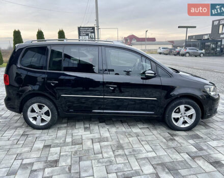 Черный Фольксваген Туран, объемом двигателя 1.6 л и пробегом 220 тыс. км за 8400 $, фото 27 на Automoto.ua
