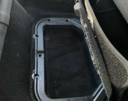 Чорний Фольксваген Туран, об'ємом двигуна 1.6 л та пробігом 227 тис. км за 9600 $, фото 29 на Automoto.ua