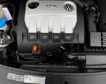 Черный Фольксваген Туран, объемом двигателя 2 л и пробегом 260 тыс. км за 9950 $, фото 18 на Automoto.ua