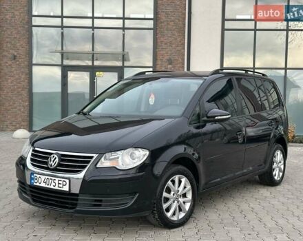 Чорний Фольксваген Туран, об'ємом двигуна 1.97 л та пробігом 336 тис. км за 8200 $, фото 2 на Automoto.ua