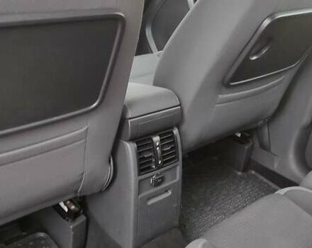 Черный Фольксваген Туран, объемом двигателя 1.39 л и пробегом 195 тыс. км за 8300 $, фото 18 на Automoto.ua