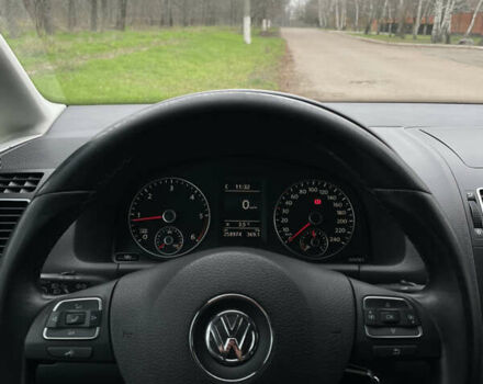 Черный Фольксваген Туран, объемом двигателя 1.6 л и пробегом 259 тыс. км за 11200 $, фото 10 на Automoto.ua