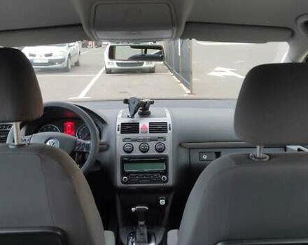 Черный Фольксваген Туран, объемом двигателя 1.39 л и пробегом 195 тыс. км за 8300 $, фото 12 на Automoto.ua