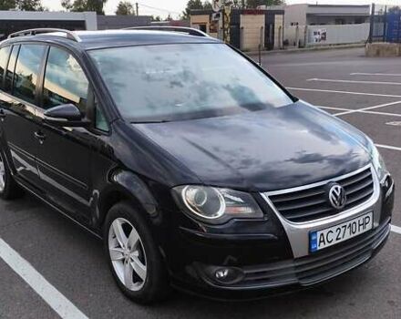 Черный Фольксваген Туран, объемом двигателя 1.39 л и пробегом 195 тыс. км за 8300 $, фото 6 на Automoto.ua