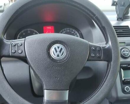 Черный Фольксваген Туран, объемом двигателя 1.39 л и пробегом 195 тыс. км за 8300 $, фото 9 на Automoto.ua