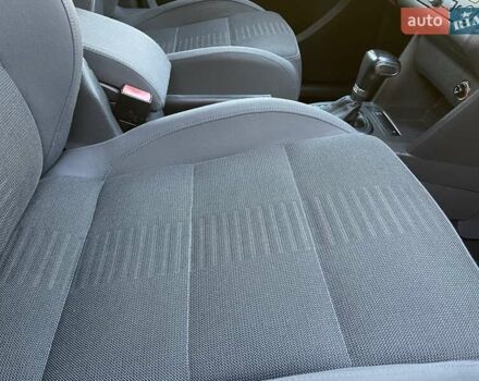 Черный Фольксваген Туран, объемом двигателя 1.4 л и пробегом 238 тыс. км за 7888 $, фото 244 на Automoto.ua