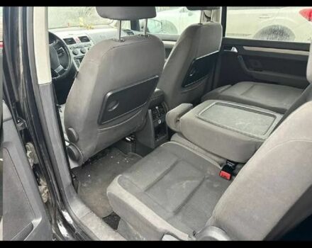 Черный Фольксваген Туран, объемом двигателя 0 л и пробегом 177 тыс. км за 6300 $, фото 2 на Automoto.ua