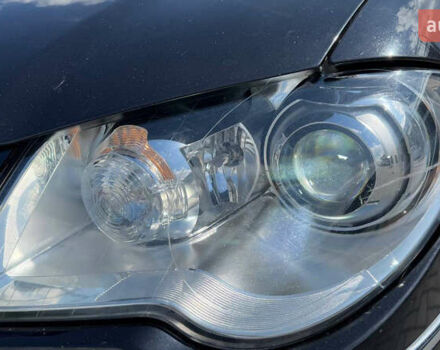 Черный Фольксваген Туран, объемом двигателя 1.97 л и пробегом 285 тыс. км за 7100 $, фото 16 на Automoto.ua