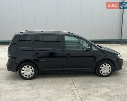 Черный Фольксваген Туран, объемом двигателя 1.4 л и пробегом 213 тыс. км за 8100 $, фото 17 на Automoto.ua