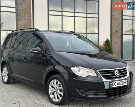 Чорний Фольксваген Туран, об'ємом двигуна 1.97 л та пробігом 336 тис. км за 8200 $, фото 3 на Automoto.ua