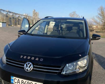 Чорний Фольксваген Туран, об'ємом двигуна 1.6 л та пробігом 227 тис. км за 9600 $, фото 6 на Automoto.ua