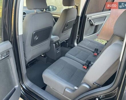 Черный Фольксваген Туран, объемом двигателя 1.4 л и пробегом 238 тыс. км за 7888 $, фото 138 на Automoto.ua