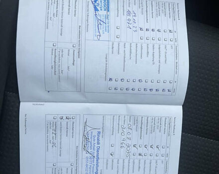 Черный Фольксваген Туран, объемом двигателя 1.4 л и пробегом 213 тыс. км за 8100 $, фото 84 на Automoto.ua