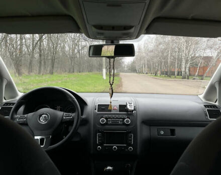 Черный Фольксваген Туран, объемом двигателя 1.6 л и пробегом 259 тыс. км за 11200 $, фото 15 на Automoto.ua