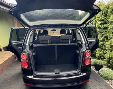 Черный Фольксваген Туран, объемом двигателя 1.4 л и пробегом 199 тыс. км за 7999 $, фото 25 на Automoto.ua