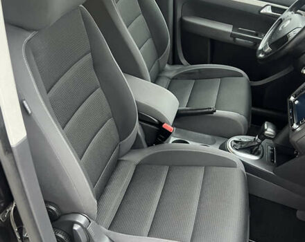 Черный Фольксваген Туран, объемом двигателя 1.4 л и пробегом 213 тыс. км за 8100 $, фото 43 на Automoto.ua