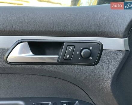 Черный Фольксваген Туран, объемом двигателя 1.4 л и пробегом 238 тыс. км за 7888 $, фото 42 на Automoto.ua