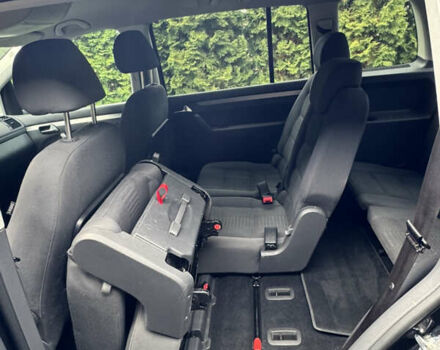 Черный Фольксваген Туран, объемом двигателя 1.4 л и пробегом 199 тыс. км за 7999 $, фото 27 на Automoto.ua