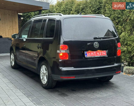 Черный Фольксваген Туран, объемом двигателя 1.6 л и пробегом 191 тыс. км за 7900 $, фото 10 на Automoto.ua