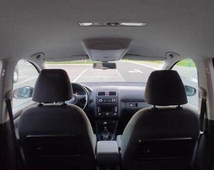 Чорний Фольксваген Туран, об'ємом двигуна 1.6 л та пробігом 258 тис. км за 10700 $, фото 13 на Automoto.ua