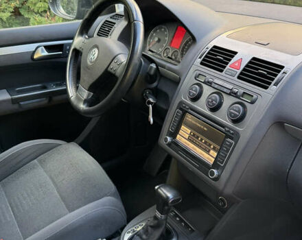 Черный Фольксваген Туран, объемом двигателя 1.4 л и пробегом 199 тыс. км за 7999 $, фото 33 на Automoto.ua
