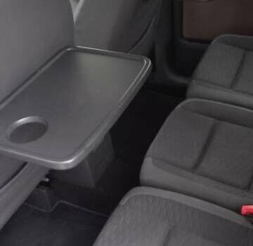 Черный Фольксваген Туран, объемом двигателя 1.9 л и пробегом 180 тыс. км за 11669 $, фото 5 на Automoto.ua