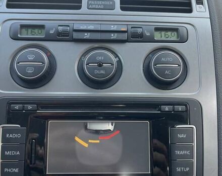 Черный Фольксваген Туран, объемом двигателя 1.4 л и пробегом 238 тыс. км за 7888 $, фото 127 на Automoto.ua