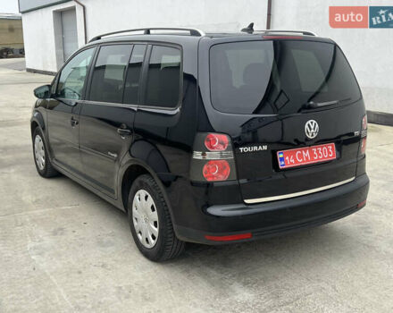 Черный Фольксваген Туран, объемом двигателя 1.4 л и пробегом 213 тыс. км за 8100 $, фото 12 на Automoto.ua