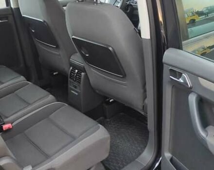 Черный Фольксваген Туран, объемом двигателя 1.39 л и пробегом 195 тыс. км за 8300 $, фото 19 на Automoto.ua