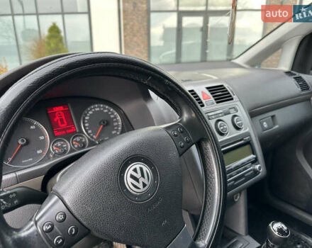 Чорний Фольксваген Туран, об'ємом двигуна 1.97 л та пробігом 336 тис. км за 8200 $, фото 34 на Automoto.ua