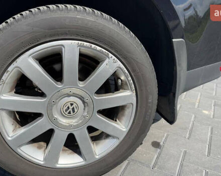 Черный Фольксваген Туран, объемом двигателя 1.97 л и пробегом 285 тыс. км за 7100 $, фото 15 на Automoto.ua