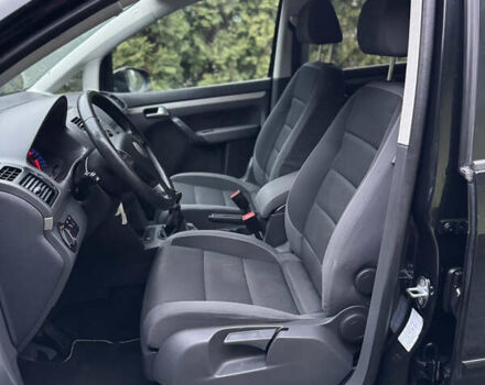 Черный Фольксваген Туран, объемом двигателя 1.6 л и пробегом 191 тыс. км за 7900 $, фото 17 на Automoto.ua