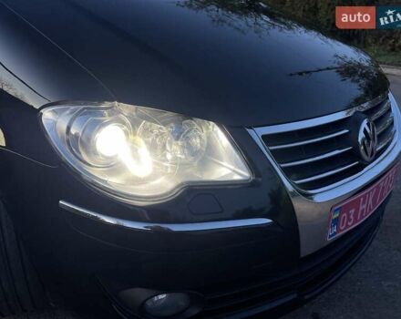 Черный Фольксваген Туран, объемом двигателя 1.4 л и пробегом 238 тыс. км за 7888 $, фото 108 на Automoto.ua