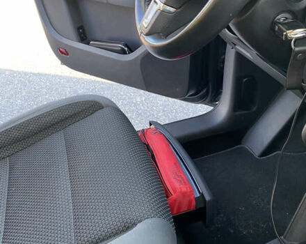 Чорний Фольксваген Туран, об'ємом двигуна 1.6 л та пробігом 227 тис. км за 9600 $, фото 32 на Automoto.ua