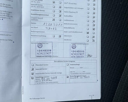 Черный Фольксваген Туран, объемом двигателя 1.4 л и пробегом 213 тыс. км за 8100 $, фото 80 на Automoto.ua