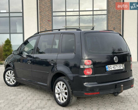 Чорний Фольксваген Туран, об'ємом двигуна 1.97 л та пробігом 336 тис. км за 8200 $, фото 26 на Automoto.ua