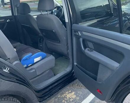 Чорний Фольксваген Туран, об'ємом двигуна 1.9 л та пробігом 367 тис. км за 7900 $, фото 14 на Automoto.ua