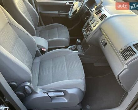 Черный Фольксваген Туран, объемом двигателя 1.4 л и пробегом 238 тыс. км за 7888 $, фото 242 на Automoto.ua