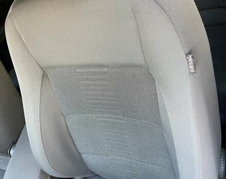 Черный Фольксваген Туран, объемом двигателя 1.4 л и пробегом 238 тыс. км за 7888 $, фото 59 на Automoto.ua